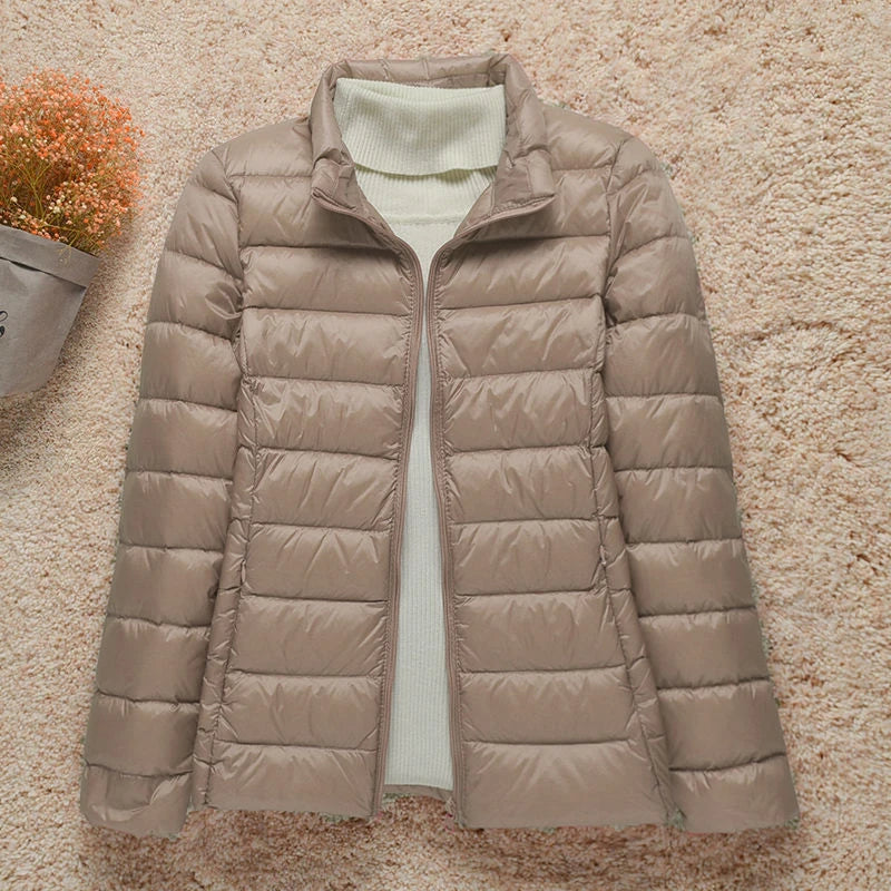 New Fashion Female Cold Jacket Women Winter Light White Duck Down Jacket Slim Puffer Jacket Portable Windproof Down Coat